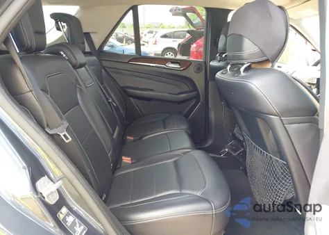 2013 Mercedes-Benz Ml 350 z USA, uszkodzony, nr VIN 4JGDA5JB8DA136092